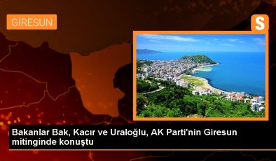 Gençlik ve Spor Bakanı Osman Aşkın Bak, Türkiye’nin dört bir yanında gençlere hizmet ettiklerini söyledi