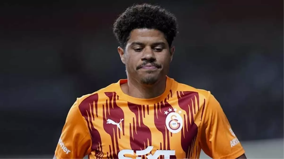 Apar topar İngiltere’ye gitti! Gabriel Sara, antrenmana çıkmadı