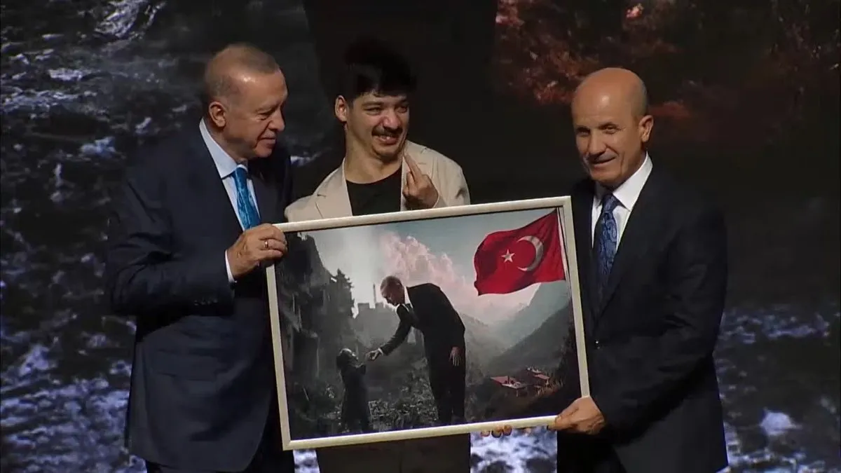HKÜ öğrencisi Mert Can Altun, Başkan Erdoğan’a eserini takdim etti